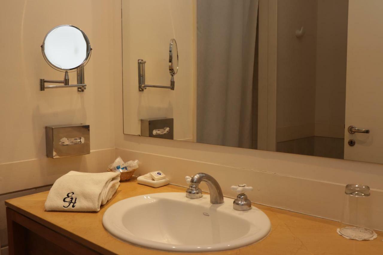 Elegance Hotel Tandil Buitenkant foto